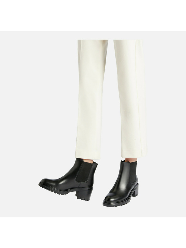 Geox Črna ženska gležnjarska obutev Geox Damiana