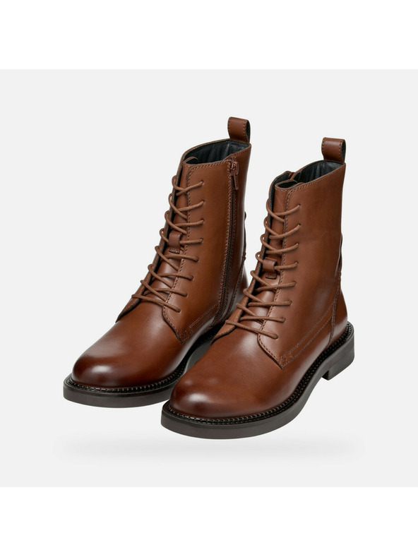 Geox Svetlo rjava ženska gležnjarska obutev Geox Serilda