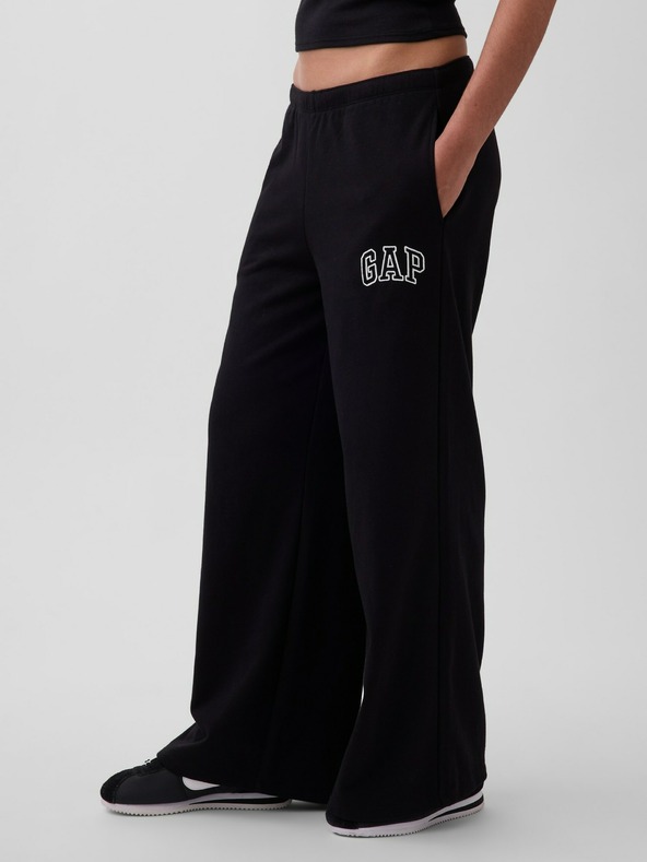 GAP Trenirka z logom Wide-Leg GAP