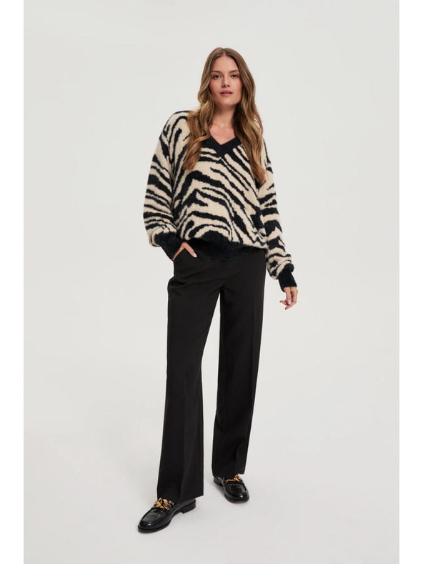 Moodo Vzorčeni pulover črni Moodo