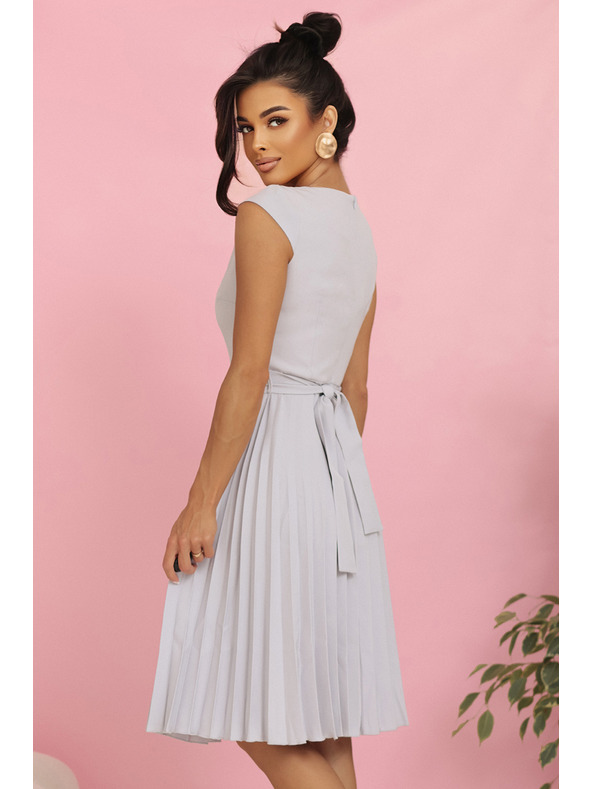 numoco LILA nagubane šaty s kratkimi rokavi in pasom - sive