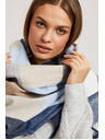 Moodo Temno modra šala s kvadratnim vzorcem in resicami Moodo