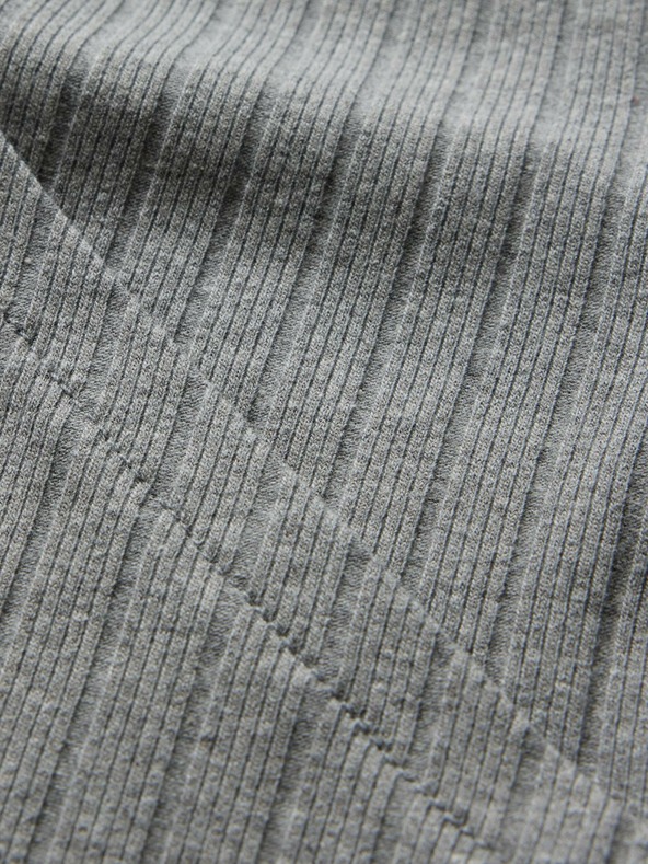 GAP Otroška majica z rebri GAP