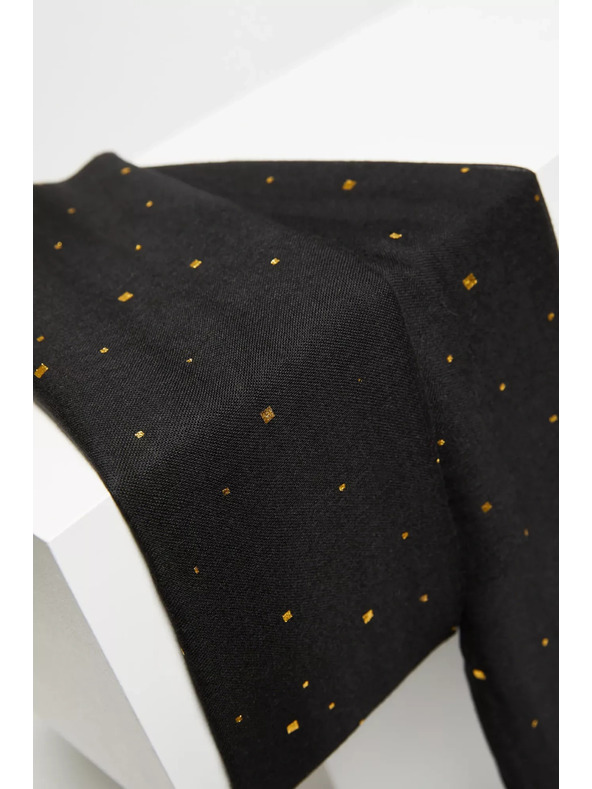 Moodo Šal z zlatim potiskom črn Moodo