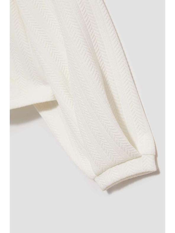 Moodo Pulover s puhastimi rokavi biserna Moodo