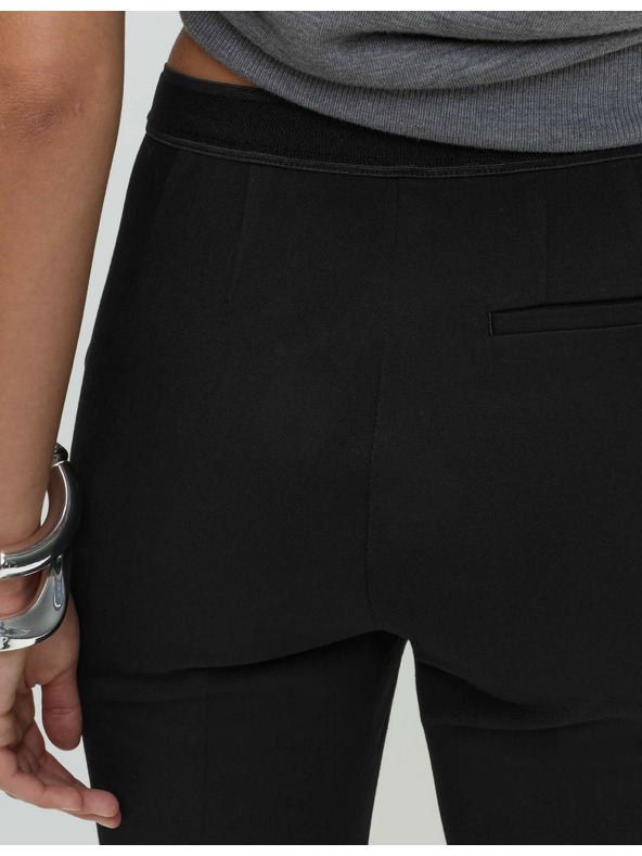 Marks & Spencer Hlače ozkega kroja do gleženj Marks & Spencer črna