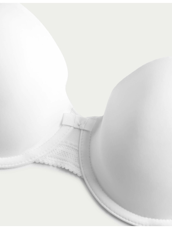 Marks & Spencer Modrček s spodnjo obrobo in polnimi skodelicami, velikost 4, s spodnjo obrobo in polnimi skodelicami, velikost 4, s spodnjo obrobo in polnimi skodelicami. A-E Marks & Spencer bela