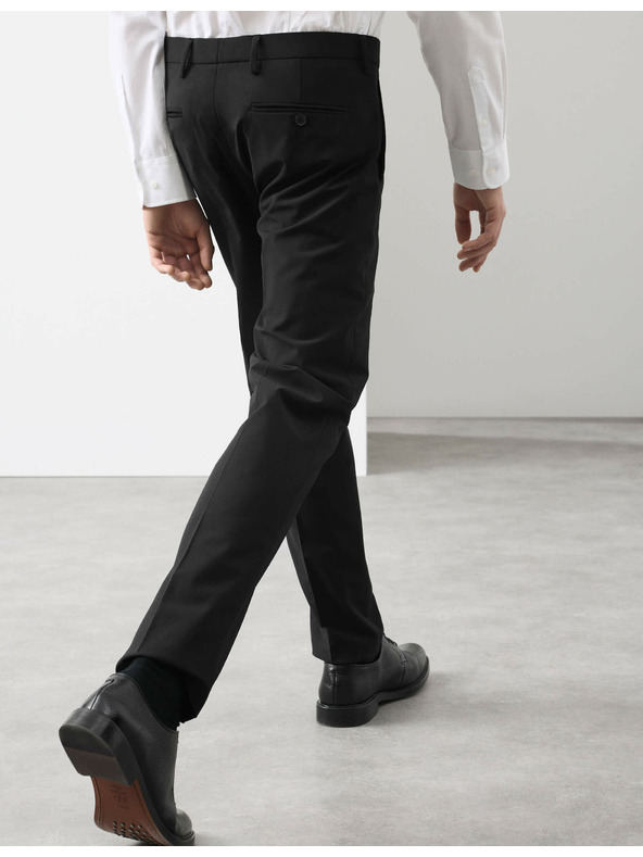 Marks & Spencer Rahlo zožene hlače iz mešanice volne Marks & Spencer