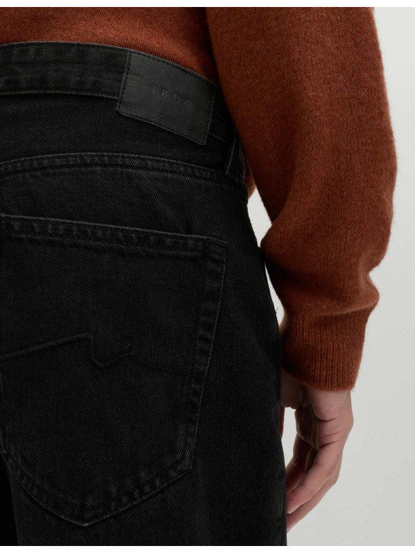 Marks & Spencer Ohlapne kavbojke ravnega kroja Authentic Marks & Spencer črna