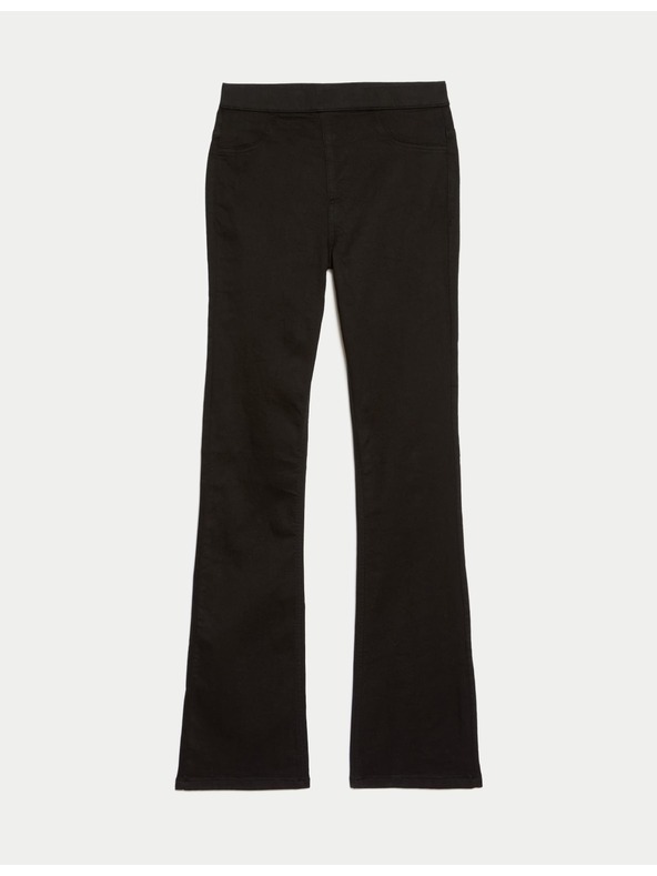 Marks & Spencer Jeans z razširjenimi hlačnicami Marks & Spencer črna