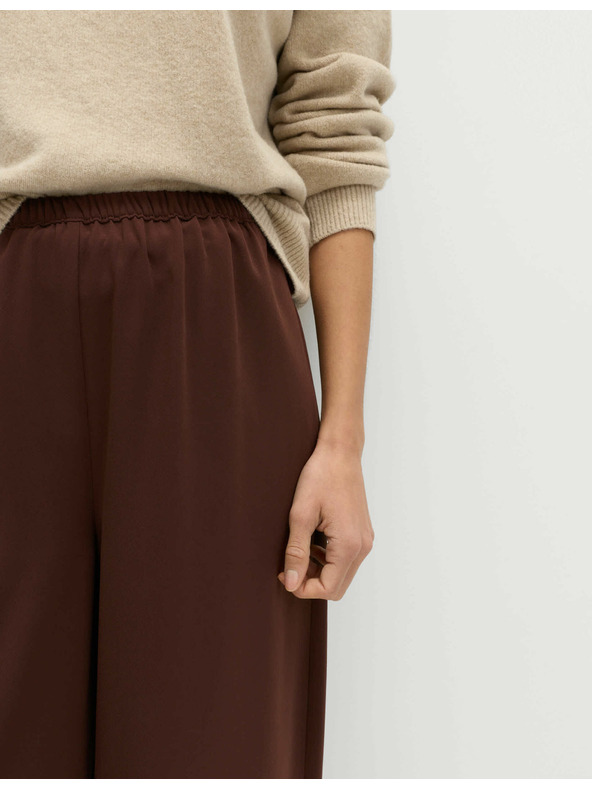 Marks & Spencer Krepe hlače z širokim hlačnicam in elastičnim pasom Marks & Spencer rjava