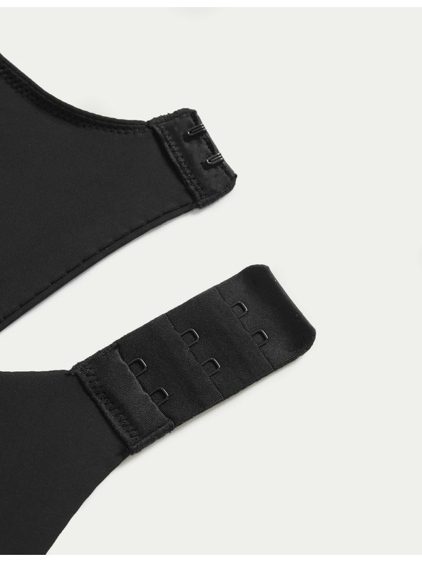 Marks & Spencer Nedrček s podloženimi in polnimi skodelicami, velikost 4, s podloženimi in polnimi skodelicami. A-E Marks & Spencer črna