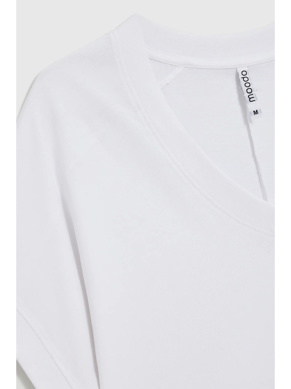 Moodo Majica z izrezom bela Moodo