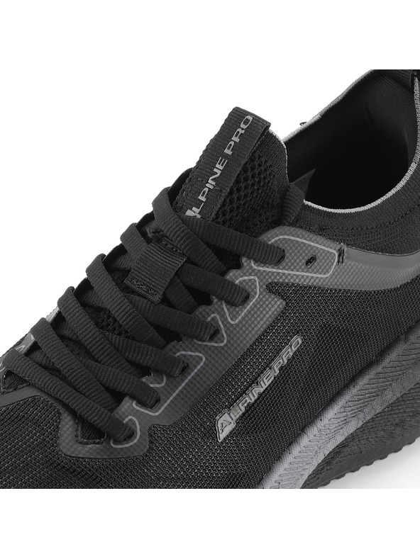 ALPINE PRO Moška tekaška obutev s podplatom carbon plate ALPINE PRO NEGAD črna