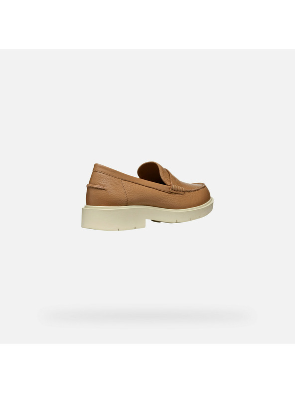 Geox Bež ženski mokasini Geox Spherica EC1