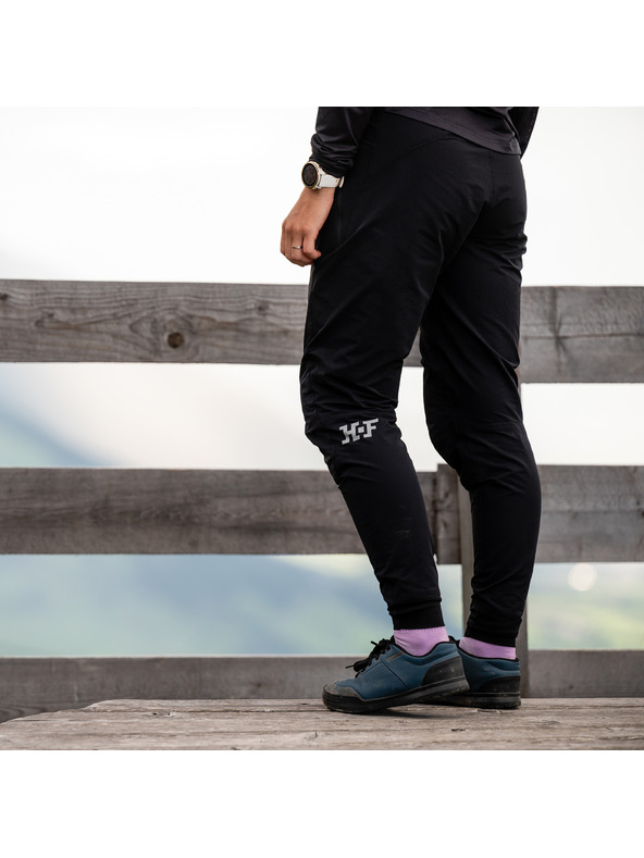 Horsefeathers Kolesarske hlače Stoker - črna