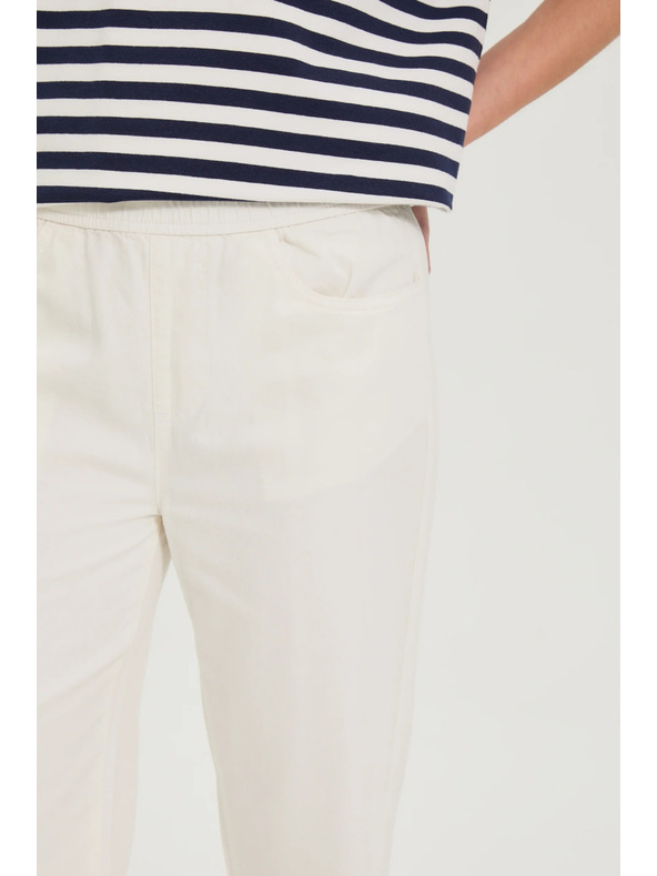 Moodo Kavbojke s širokimi hlačnicami bele Moodo