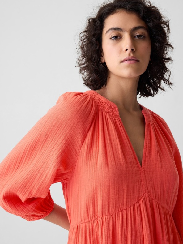 GAP Mušelinski mini obleka GAP