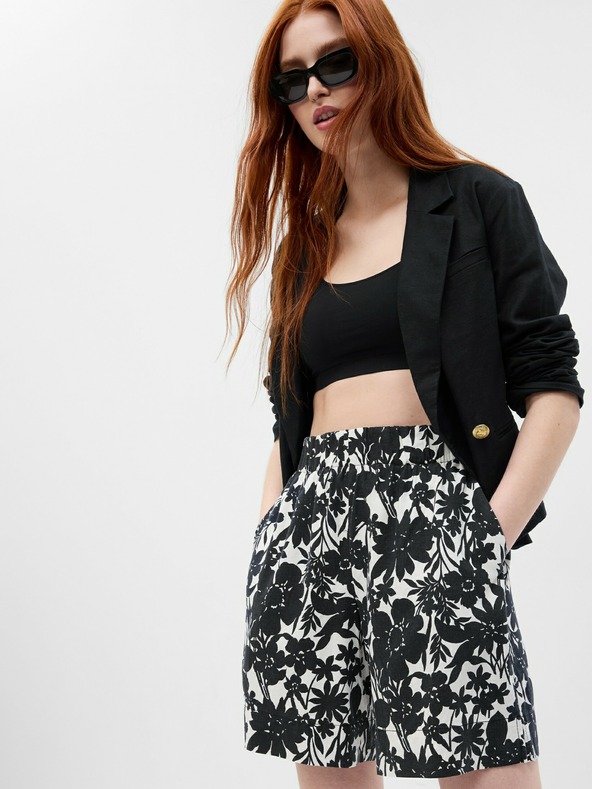 GAP Ľanové vzorované šortky GAP