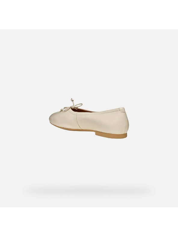 Geox Smetanaste ženske baletanke Geox New Palmaria