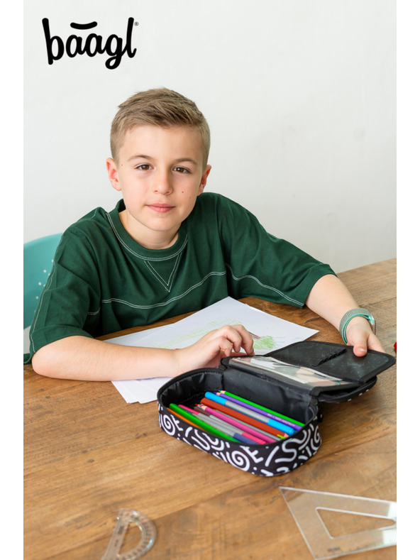 BAAGL  Črni šolski peresnik Baagl Element