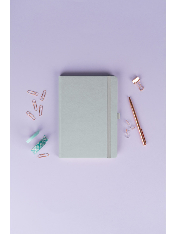 NOTIQUE NOTIQUE Notes Balakron, srebrn, podložen, 15 x 21 cm