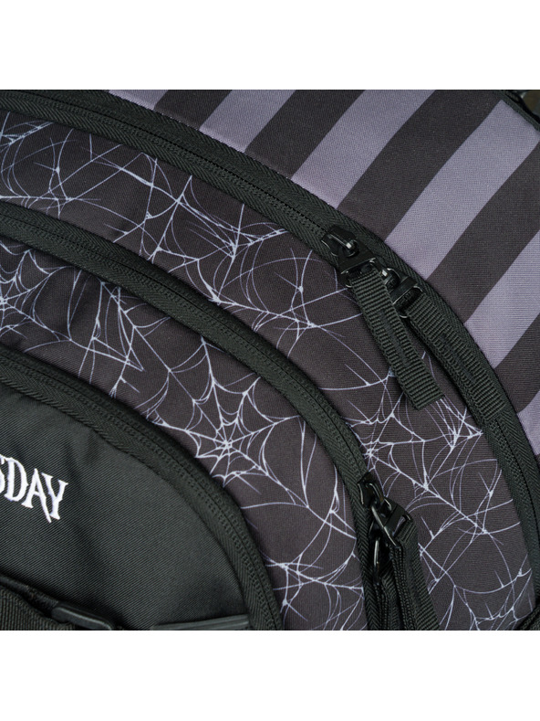 BAAGL  Črni šolski nahrbtnik Skate Wednesday Nevermore Baagl