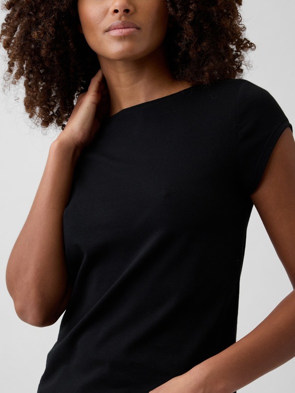 GAP Raztegljiva majica GAP