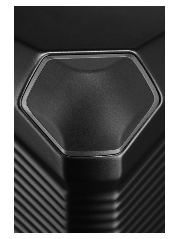 Travelite Potovalni kovček Travelite Millennium M Black