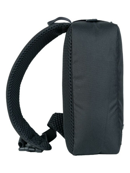 CabinZero Črni nahrbtnik CabinZero Classic za eno ramo (11L)