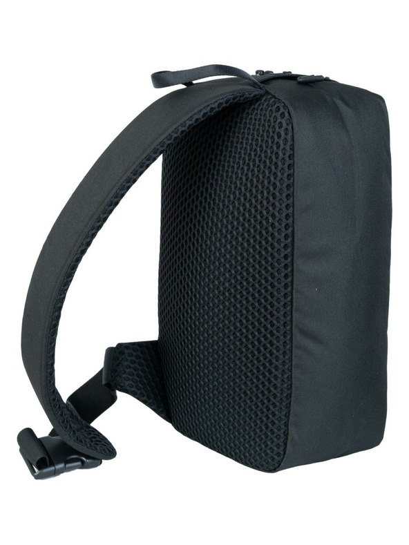 CabinZero Črni nahrbtnik CabinZero Classic za eno ramo (11L)