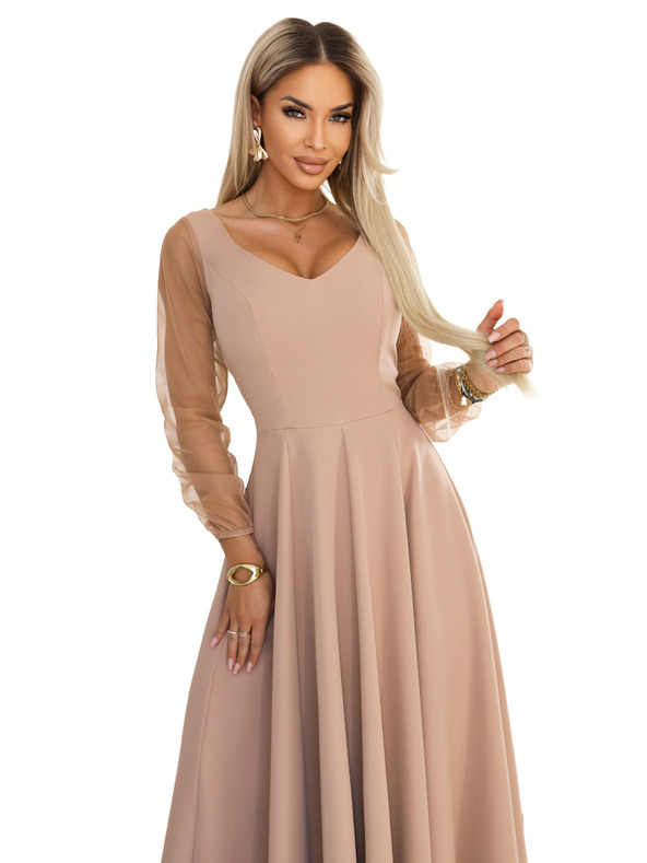 numoco LORETTA Edinstvene dolge obleke s tüllastimi rokavi in izrezom - bež