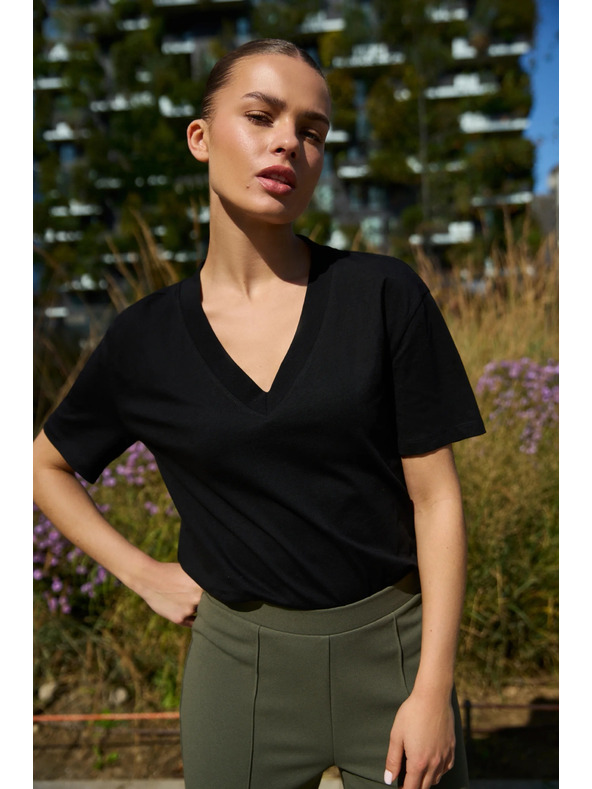 Moodo Bombažna bluza z V izrezom črna Moodo