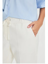 Moodo Hlače s gubami bele Moodo