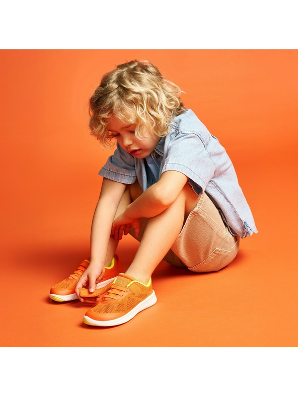 Geox Oranžne fantovske barefoot teniski Geox Foot-run