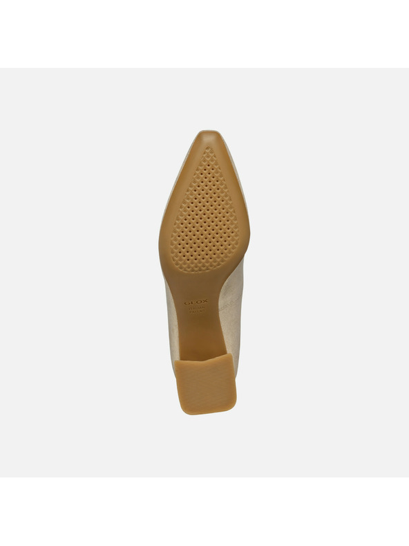 Geox Kremne ženske salonarji Geox Giselda