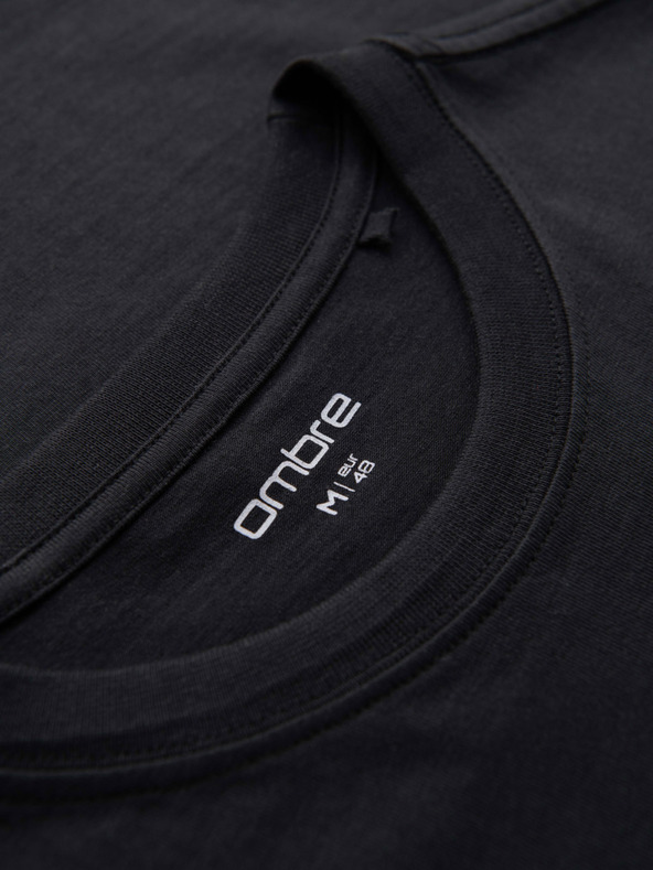 Ombre Clothing Moška pletenina majica s tiskanjem in rezom REGULAR - črna V2 OM-TSPT-0231 Ombre Clothing