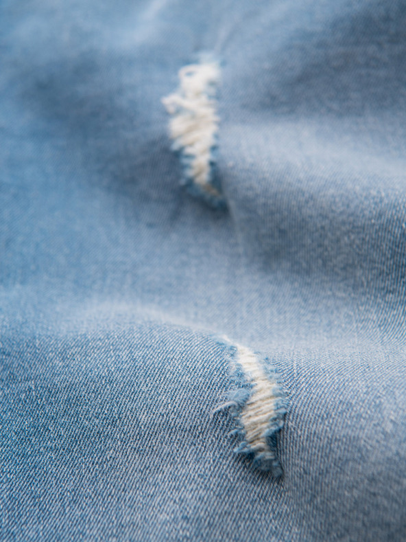 Ombre Clothing Moške jeans hlače SLIM FIT s potrganostmi - svetlo modre V1 OM-PADP-0255 Ombre Clothing