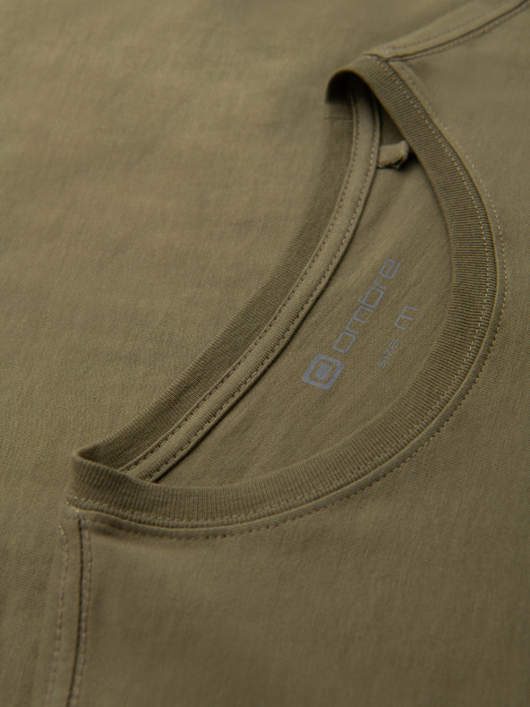 Ombre Clothing Moška majica z mestnim tiskom in dolgimi rokavi - olivna V1 OM-LSPT-0131 Ombre Clothing