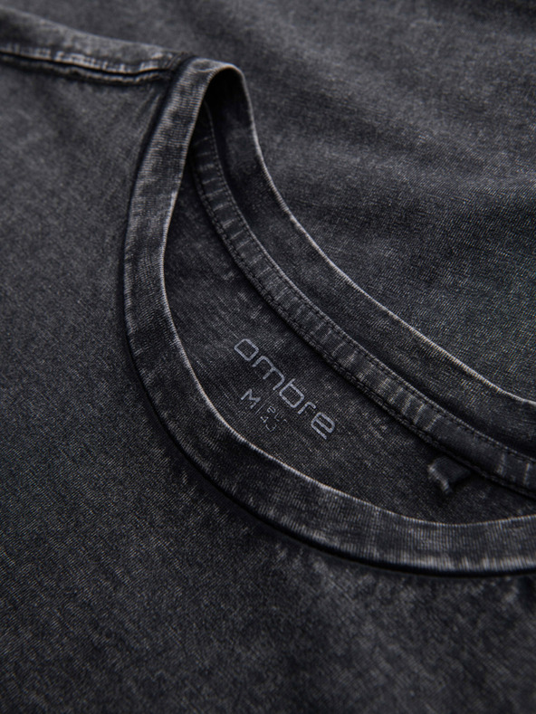 Ombre Clothing Moška majica s pranjem efektom - črna V1 OM-TSWT-0116 Ombre Clothing