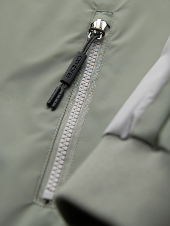 Ombre Clothing Moška kontrastna vetrovka s kapuco - olivno siva V3 OM-JANP-0228 Ombre Clothing