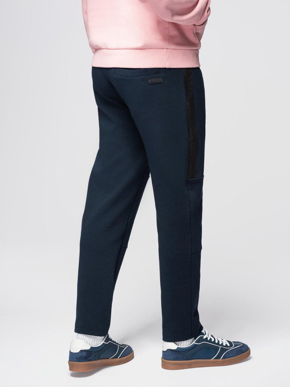 Ombre Clothing Moške jogging hlače z ravno hlačnico in gumijastimi detajli - temno modre V2 OM-PASK-0281 Ombre Clothing