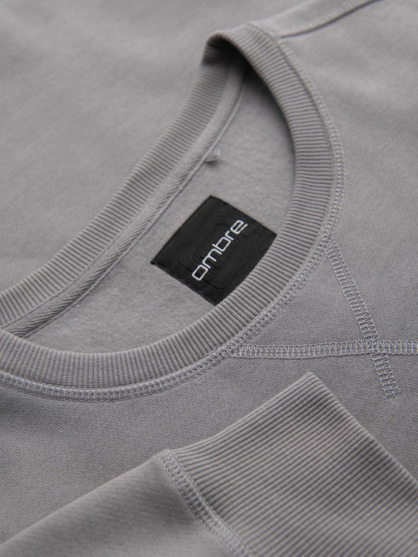 Ombre Clothing Moška klasična mikina s kroglastim izrezom - siva V4 OM-SSNZ-0243 Ombre Clothing