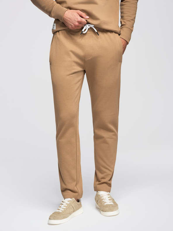 Ombre Clothing Pánsky tréninkový oblek mikina s okrúhlym výstrihom + nohavice regular fit - camel V2 Z122 Ombre Clothing