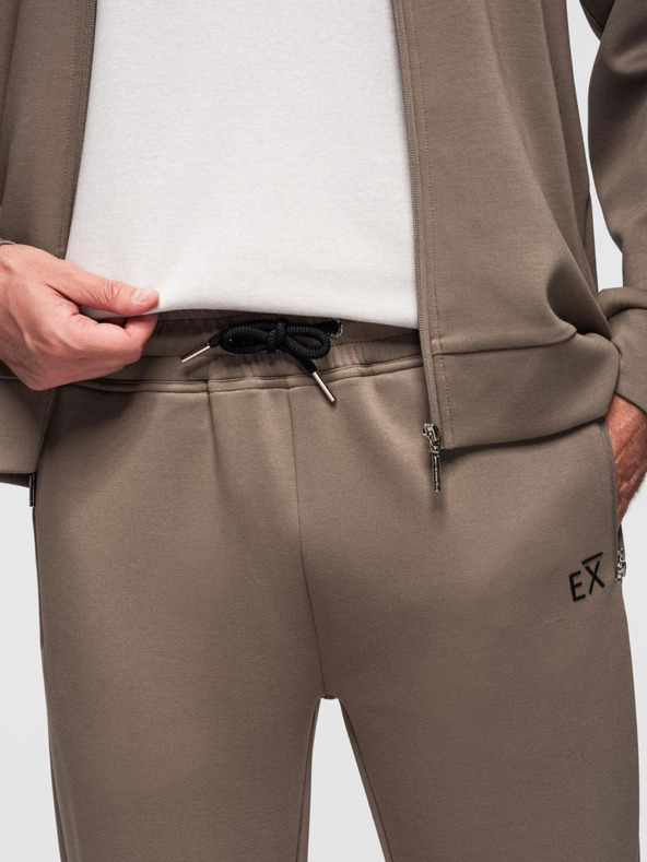Ombre Clothing Moška treningska garnitura mikica s kapuco + hlače jogger - temno rjava V3 Z115 Ombre Clothing