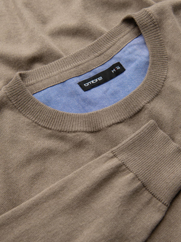 Ombre Clothing BASIC moški klasični viskozni pulover z okroglim izrezom - temno bež V15 OM-SWBS-0106 Ombre Clothing