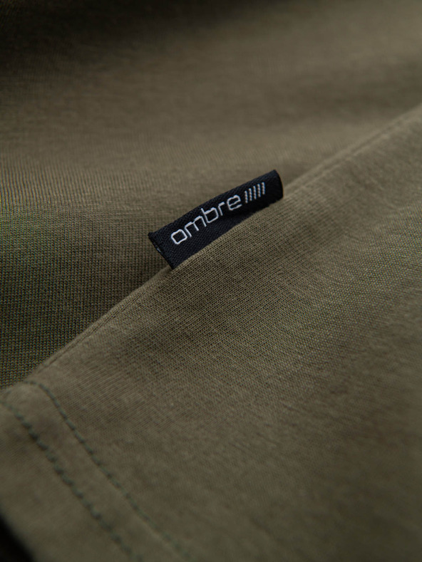 Ombre Clothing Kaki moška osnovna majica z v-izrezom Ombre Clothing
