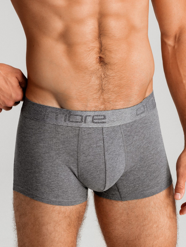 Ombre Clothing Komplet treh moških boksaric v sivi, beli in črni barvi Ombre Clothing