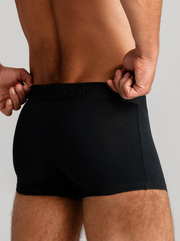 Ombre Clothing Komplet treh moških boksaric v sivi, beli in črni barvi Ombre Clothing