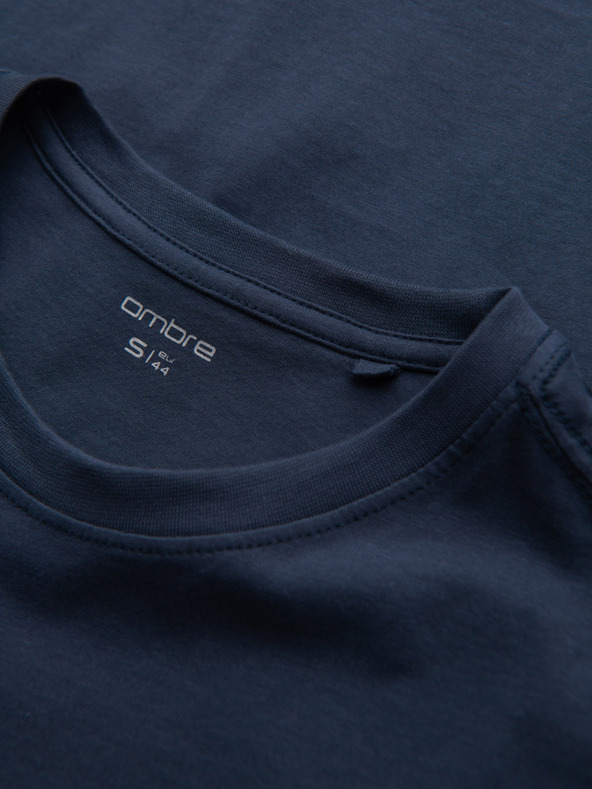 Ombre Clothing Temno modra moška majica z žepom Ombre Clothing